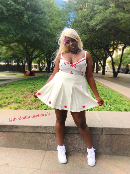 "I Heart ♥ Cute" Wide Pleated Mini-Skirt in White